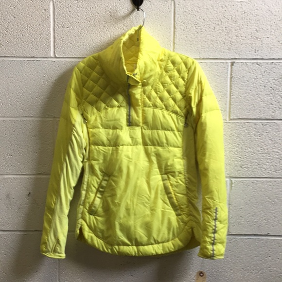 lululemon athletica Jackets & Blazers - Lululemon yellow puffer 1/2 zip pullover sz 6